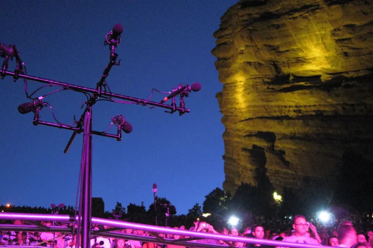 Microphone array setup for location recording and live audio performance